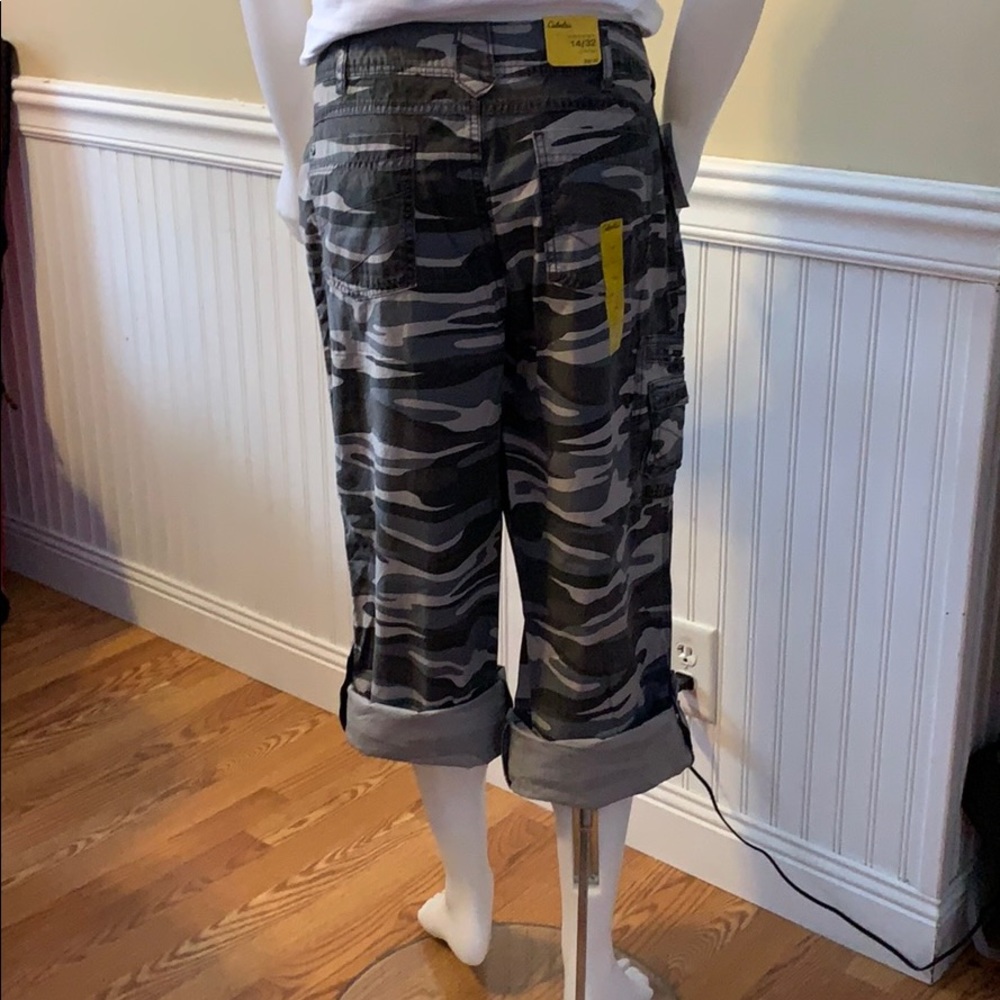 Cabela’s ladies NWT 100% cotton Bayou camo pants